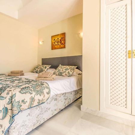 Apartamento En Puerto Marina 贝纳尔马德纳 外观 照片